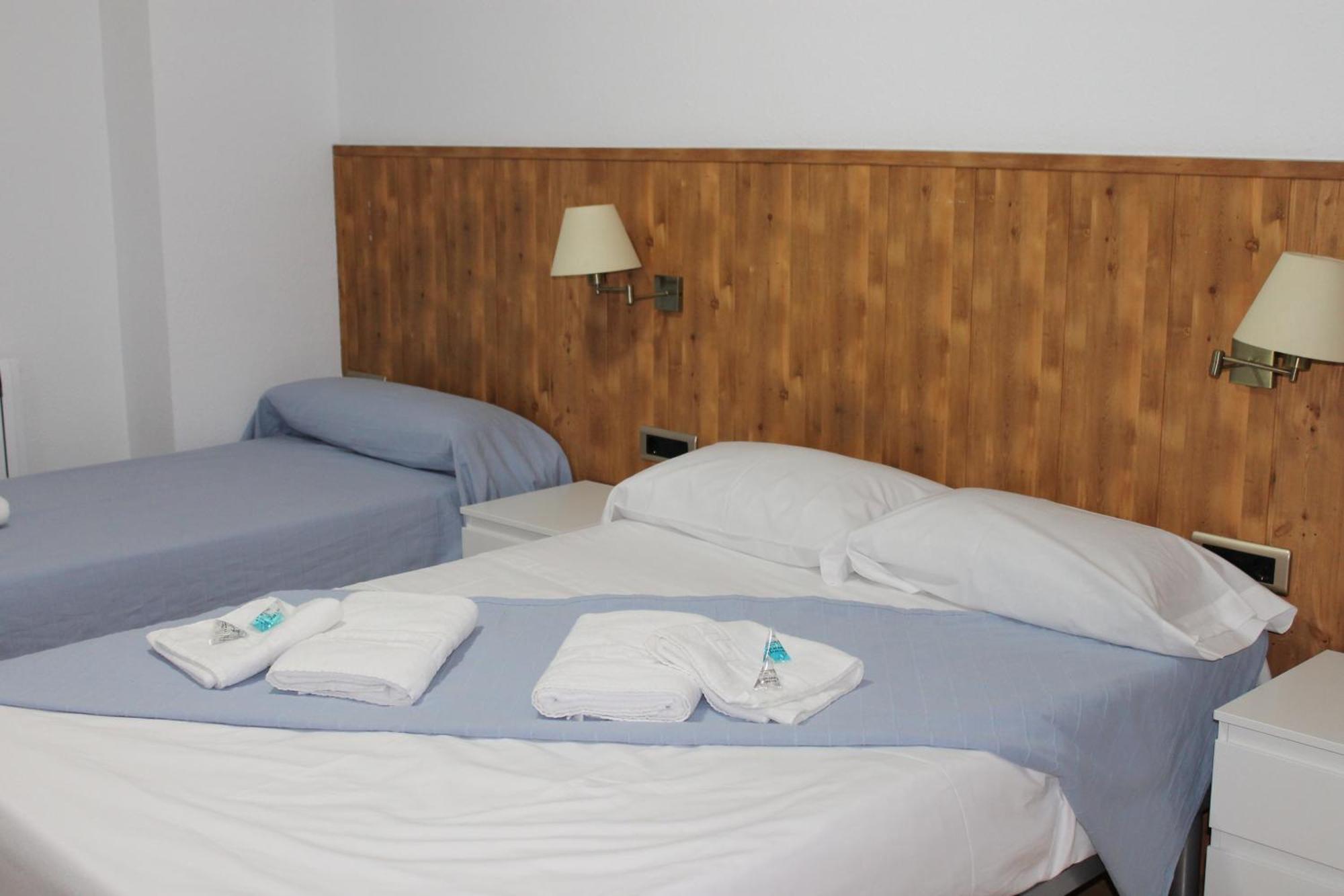 Hostal Amantes De Teruel Chambre photo